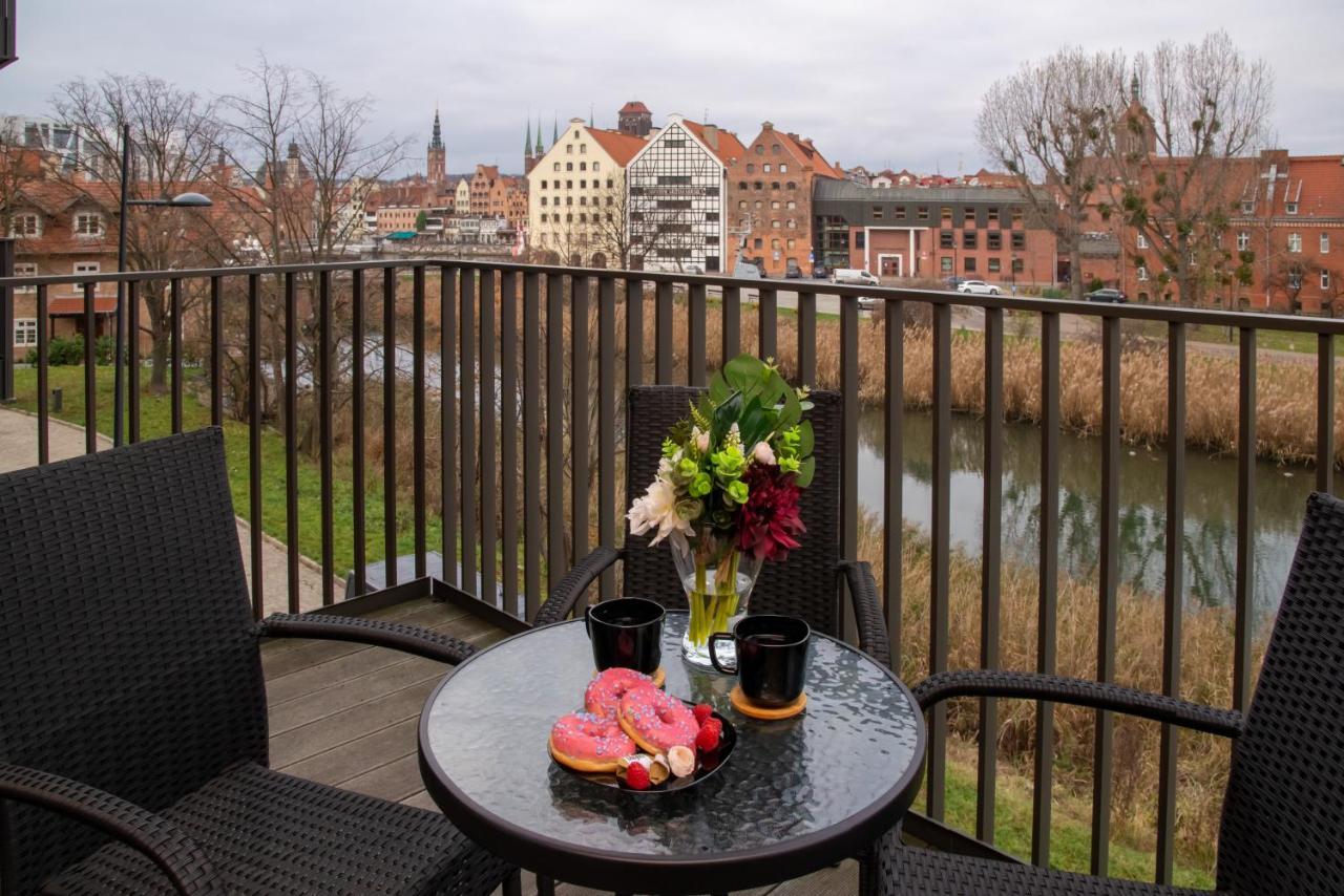 Maya'S Flats & Resorts - River View Danzig Exterior foto